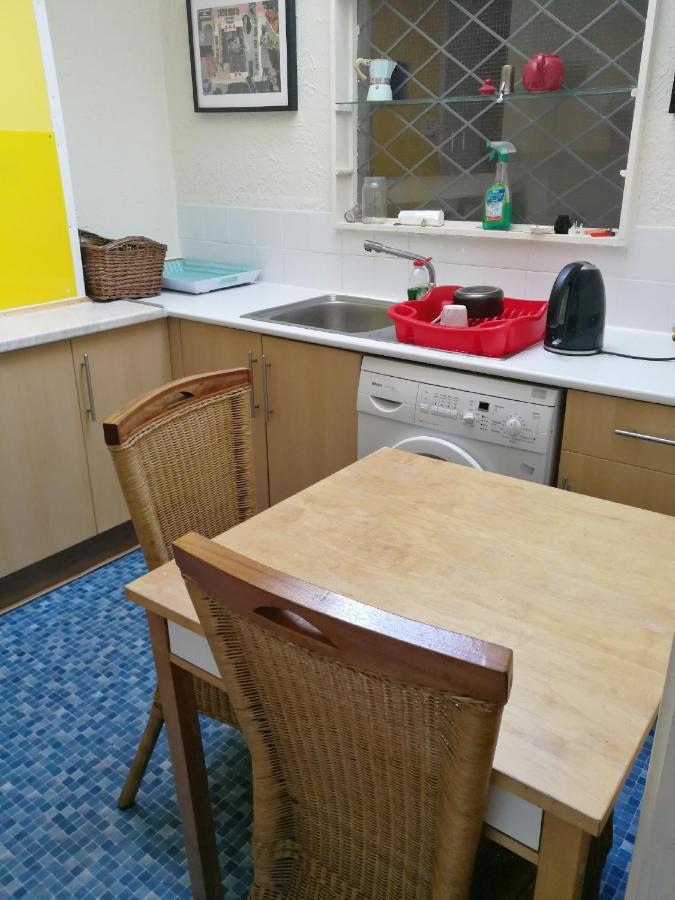 A Double Bedroom Near Glasgow City Centre Not In Great Condition Suitable For Short Stay 외부 사진
